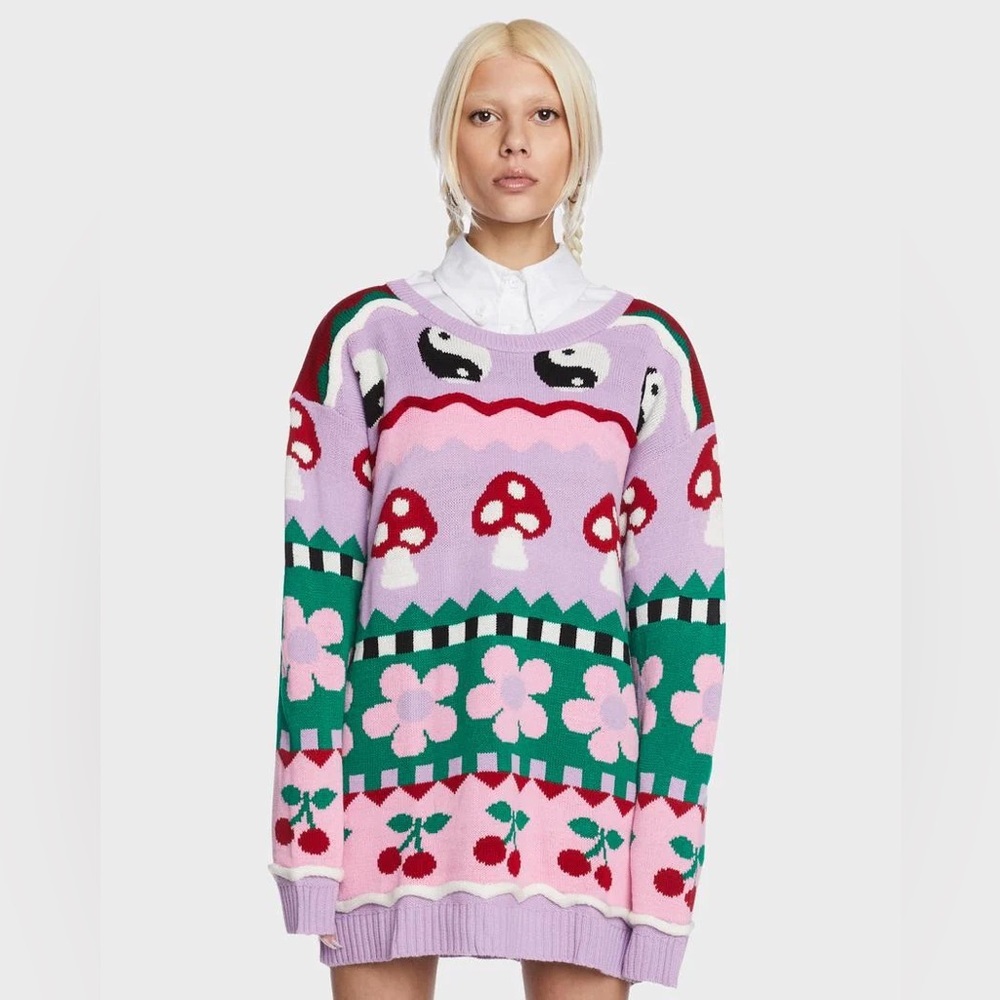 PRETTY SWEATER